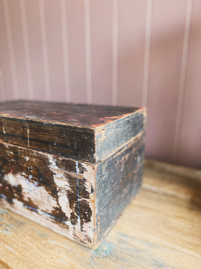 Reclaimed wood lidded box